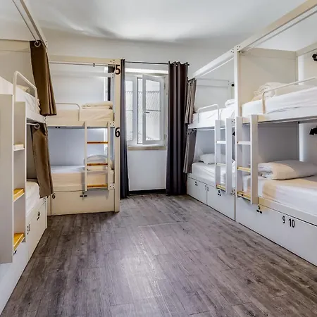 Hostellicious *