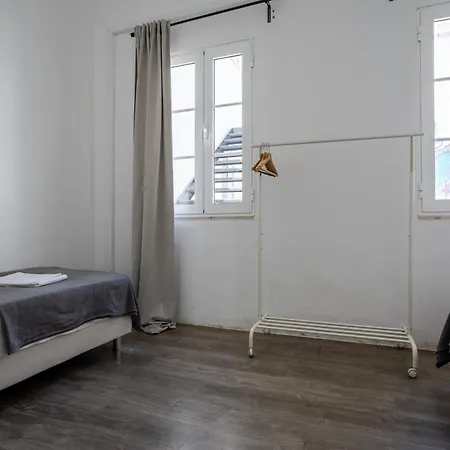 Hostellicious ホステル *