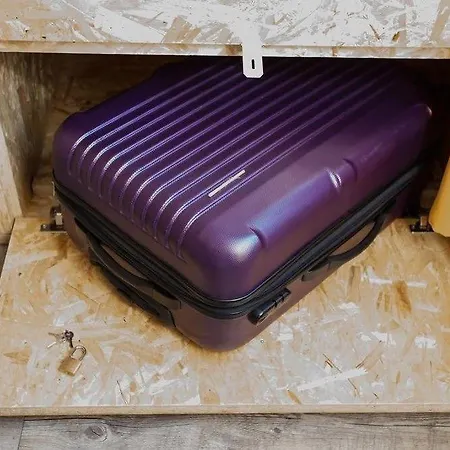 Hostellicious ファロ