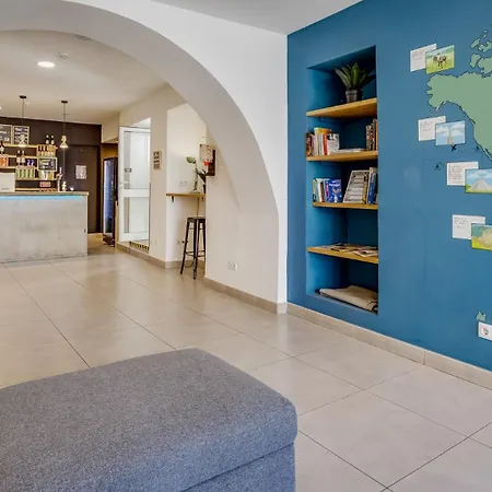 Hostal Hostellicious