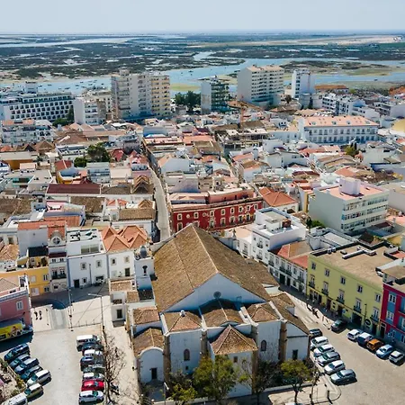 Hostellicious Хостел