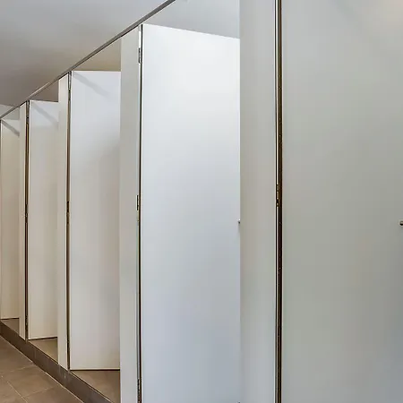 Hostellicious