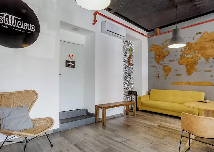 Hostellicious Hostel